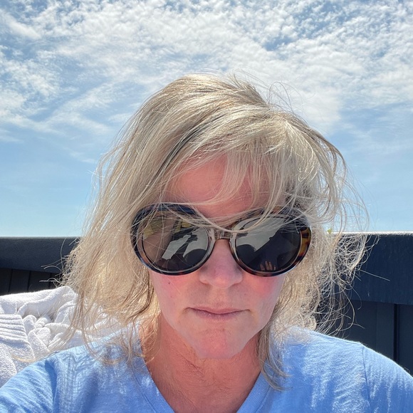 Meet your Posher, Nancy - Picture 1 of 1